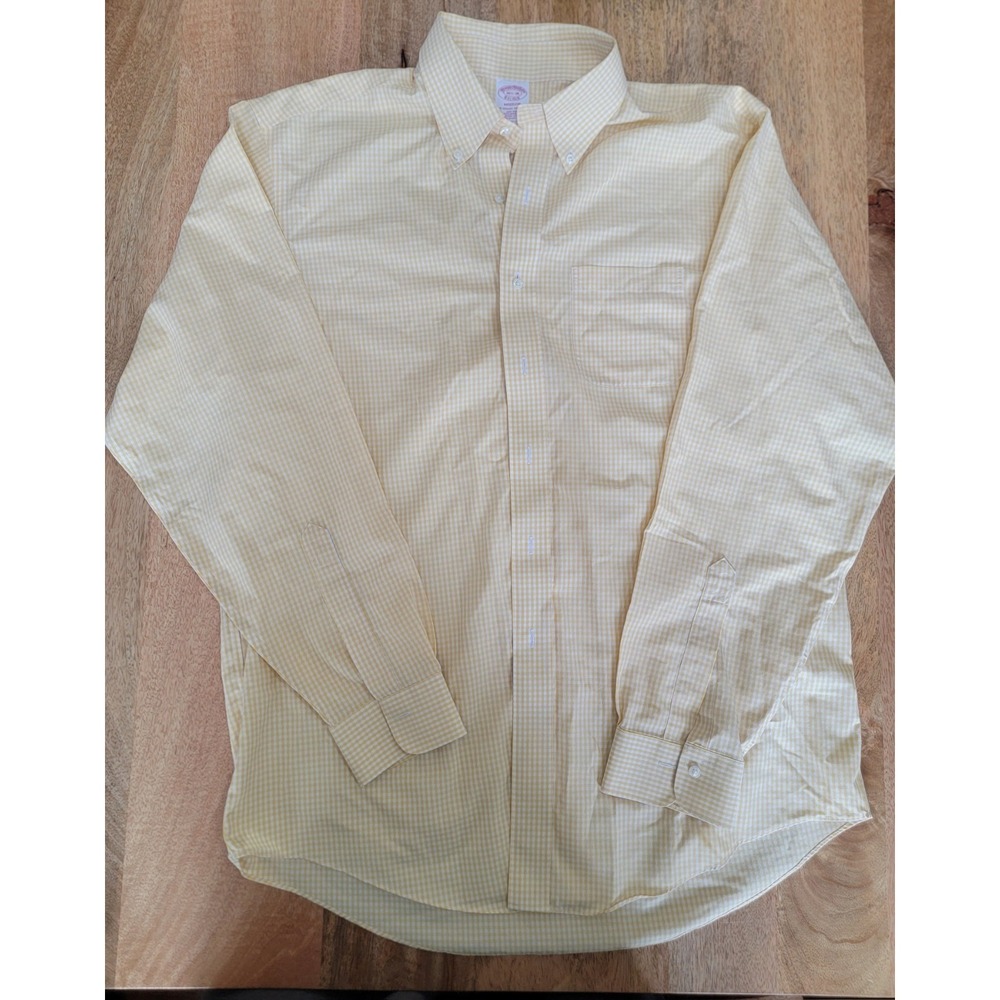 Brooks Brothers Madison Mens Button up 16 1/2-36 Pale Yellow Checkered Non Iron